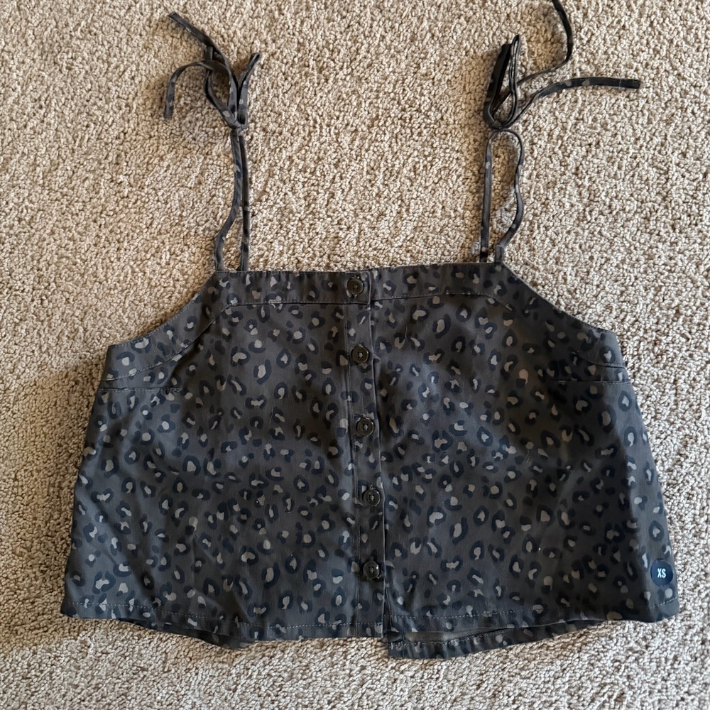 NWT Abercrombie & Fitch crop top